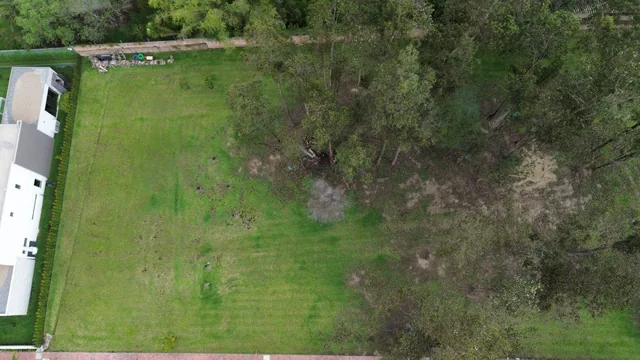 Terreno en Venta en Puembo | Urbanización de Lujo en Zona de Colegios — imagen 3