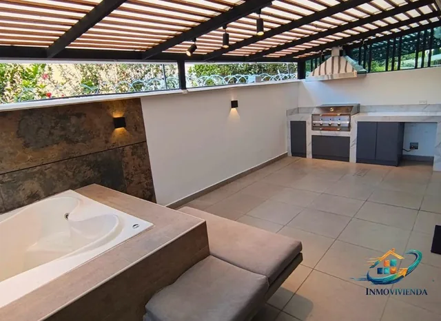 Venta Dúplex de Ensueño en Lumbisí, Cumbayá, 3 Dorm. — imagen 5