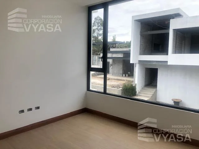 Tumbaco - La Viña Alta Bellavista, Casa en Venta 183.30 m² por Estrenar - C5 — imagen 2