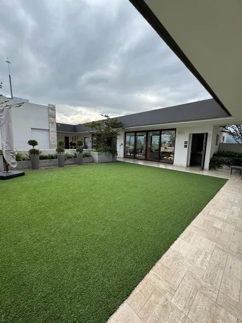 Tumbaco, Vendo, Lindo Apartamento, de Dos Dorm. con Terraza y Jardin, Dentro de Urbanización! — imagen 4
