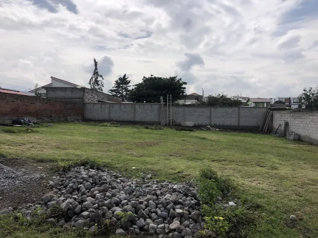 Terreno de Venta en Tumbaco. Sector Hilacril. Ideal Para Pequeños Proyecto o Casa Particular — imagen 4