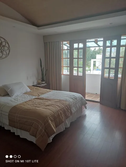 Vende Hermosa Casa de 4 Dorm. en El Valle de Los Chillos de 500 m — imagen 3