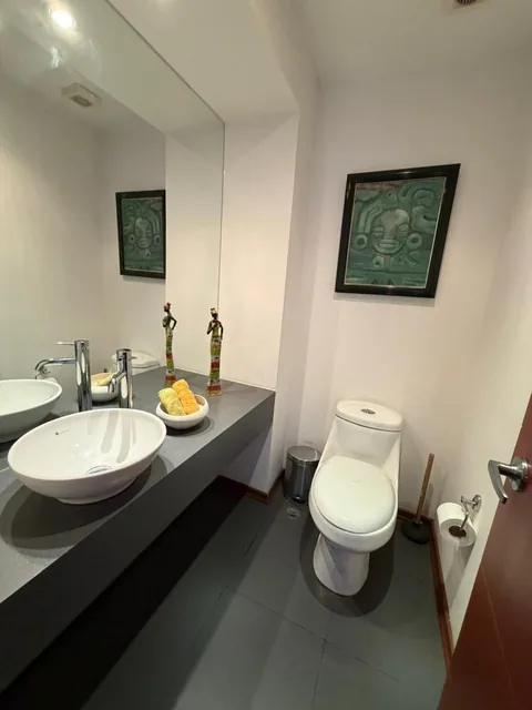 De Oportunidad Vendo Departamento en Sector Iñaquito Alto — imagen 2