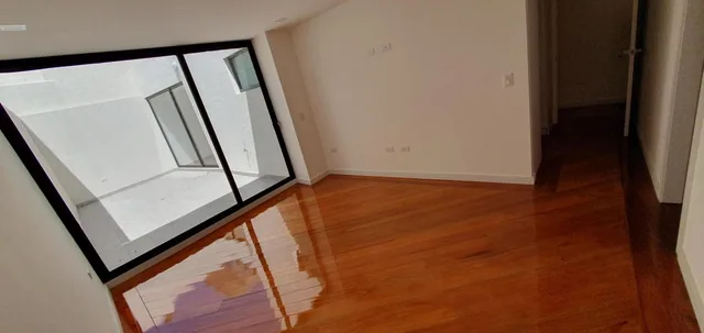 Se Vende Departamento Dentro de La Urbanización El Condado. Provincia de Pichincha — imagen 5