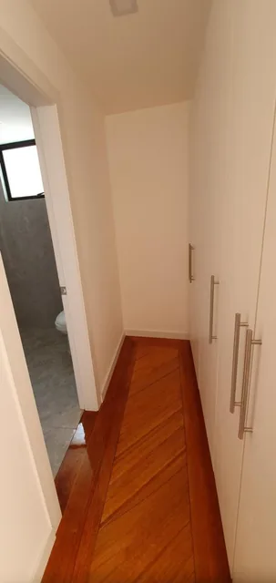 Se Vende Departamento Dentro de La Urbanización El Condado. Provincia de Pichincha — imagen 2