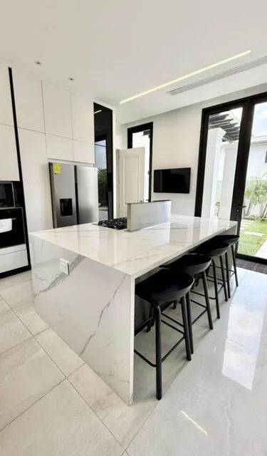 Aires del Batan - Exclusiva Casa Esquinera con Piscina de Lujo en Venta, Guayas — imagen 5
