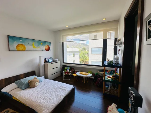 Se Vende Departamento de 2 Dorm. Sector El Nacional en Cumbaya en $ — imagen 2