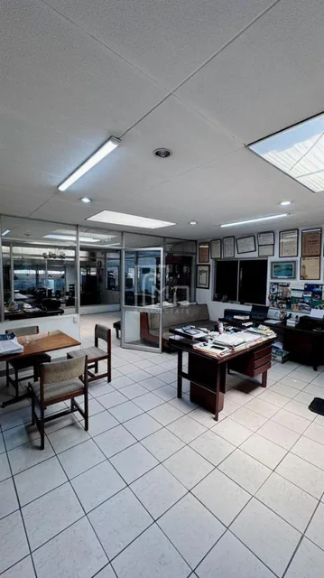 Propiedad Comercial en Venta Av de Las Américas (V3193), Azuay — imagen 5