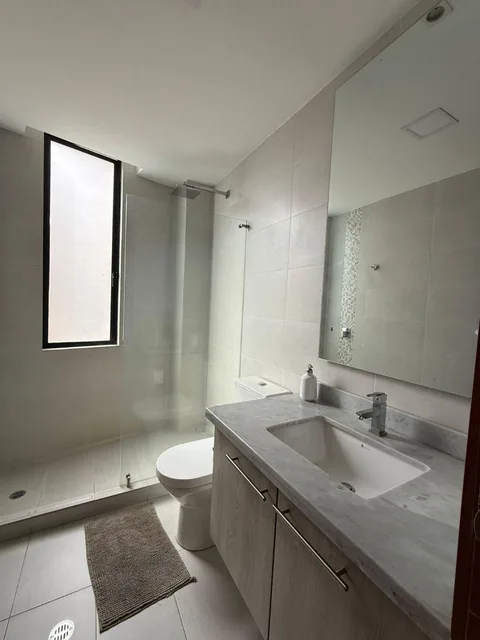 Departamento en Venta Bellavista | 2 Dorm. | Totalmente Amoblado | 2 Parqueaderos — imagen 4