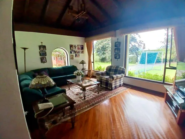 Puembo – Sector Arrayanes | Vendo Excelente Propiedad de 600 m² de Construcción en 4.800 m² de Terreno — imagen 5