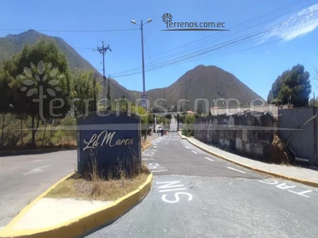 Terreno de Venta 490 m² Mitad del Mundo Urb. La Marca — imagen 4