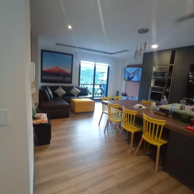 Altavista de Nayon en Venta Casa de 4 Habitaciones — imagen 4