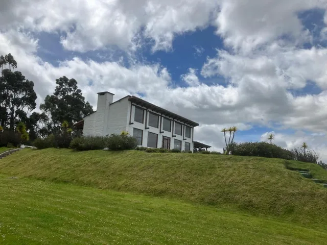 Terreno de Venta en Tabacundo Via a La Laguna de Mojanda con Vista Al Cayambe Dentro de Urbanización — imagen 5