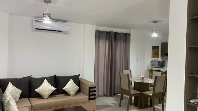 Casa de Venta en La Playa - Manta, Manabí — imagen 2