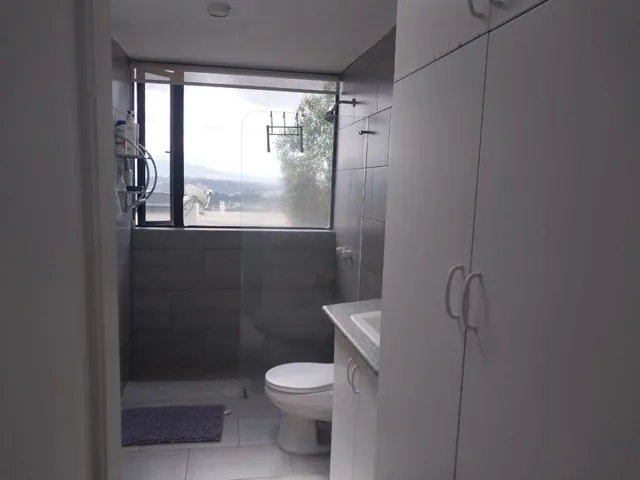 Vendo Departamento de 254 m² Amoblado Cuatro Dorm. Urb El Condado II Etapa — imagen 4