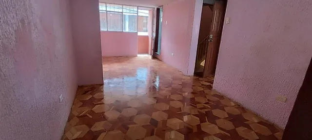 Calderon Renta Casa Rentera Tres Departamentos — imagen 4