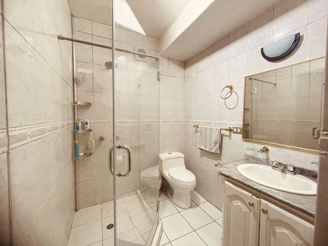 En Venta Amplio Departamento de 191 m² con Vista Privilegiada y en Una Zona Exclusiva — imagen 3