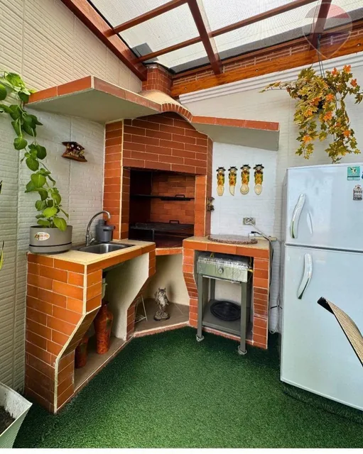 Vendo Casa Familiar en Pusuqui — imagen 5