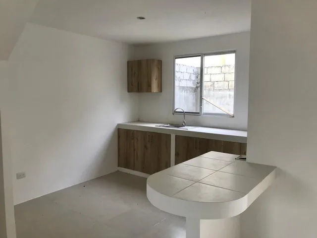 Casa de Venta en La Urbanización Bosquetto 1, Chongón, Vía a La Costa. Guayas — imagen 3