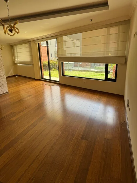 Departamento 3 Dorm. con 100 m de Patios - Jardines del Batan — imagen 5