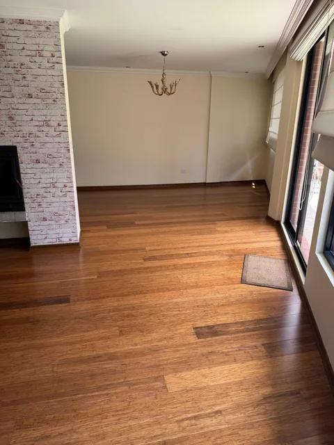 Departamento 3 Dorm. con 100 m de Patios - Jardines del Batan — imagen 3