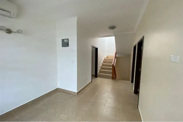 Venta de Casa Urbanizacion Privada Zona Sur, Manabí — imagen 2