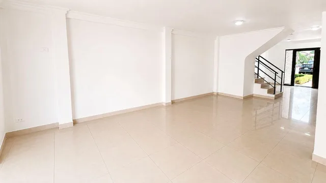 Casa en Venta Ciudad Celeste - 4 Dorm. - La Ría, Samborondon, Guayas — imagen 4
