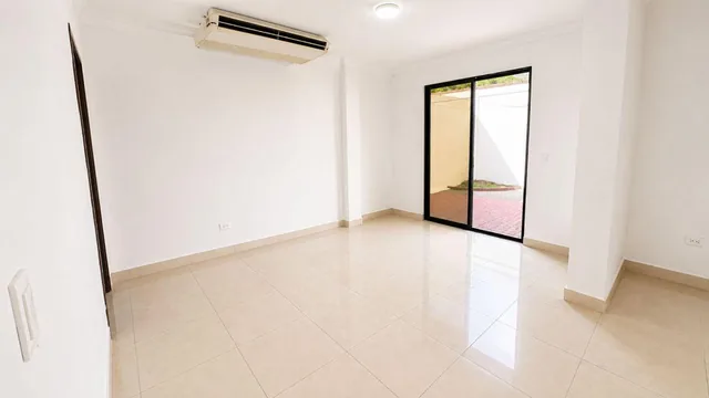 Casa en Venta Ciudad Celeste - 4 Dorm. - La Ría, Samborondon, Guayas — imagen 2