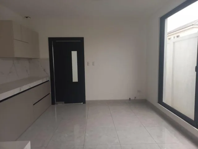 Casa de Venta en La Urbanización Portón Al Río de Vicrieel, 3 Dorm.. Guayas — imagen 3