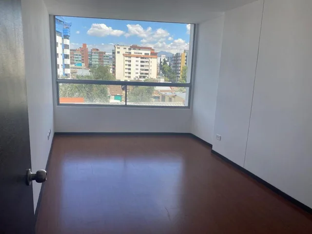 Suite en Venta Edificio Plaza Colón II — imagen 2