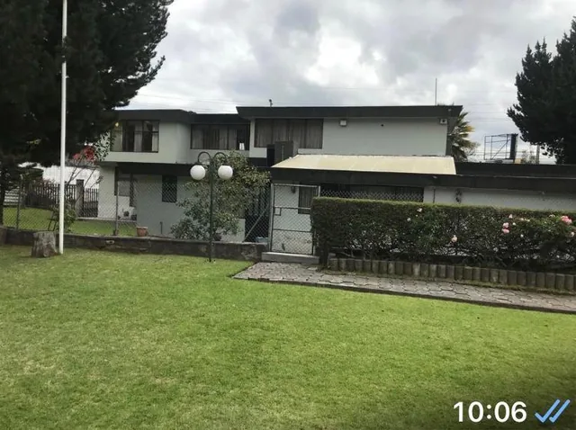 Excelente Propiedad, venta Como Terreno, Sector Cochapamba — imagen 3