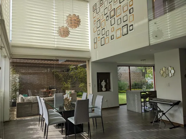 Espectacular Casa 3 Dorm. (Opción a 4), Amplios Jardines, Urbanización Privada, Nayón — imagen 3