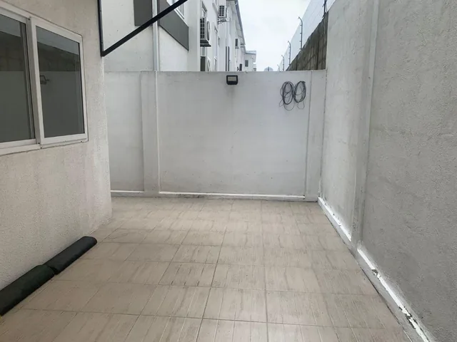 Vendo Lindo Departamento en Planta Baja, Brisas de La Perla 1, Autopista Narcisa de Jesús, Guayas — imagen 3