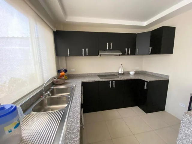 Casa en Urbanizacion de Venta en Manta Zona Norte, Manabí — imagen 2