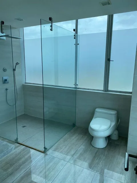 Penthouse en Zona Exclusiva de Samborondon Edificio River Tower a Lado del Tenis Club, Guayas — imagen 4