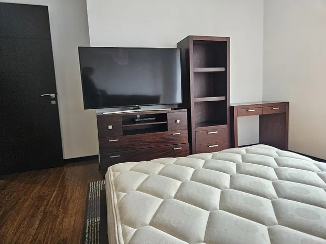 Venta Hermosos y Amplio Departamento Sector Quiteño Libre — imagen 4