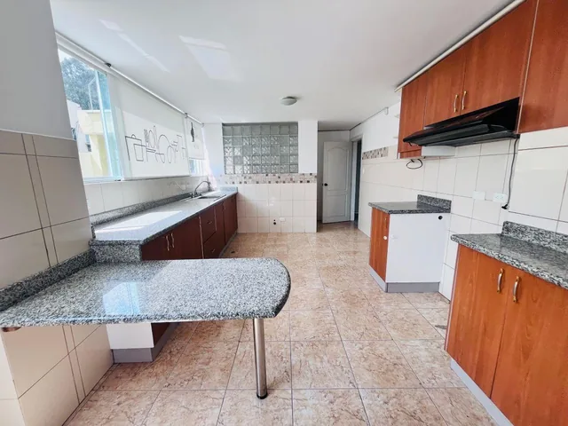 En Venta Departamento Urbanización El Condado 3 Habitaciones 2 Estacionamientos — imagen 4