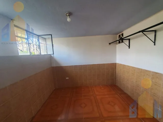 Casa Rentera con Local Al Sur de Quito Sector Chillogallo — imagen 4