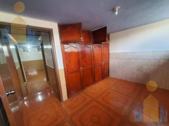 Casa Rentera con Local Al Sur de Quito Sector Chillogallo — imagen 2