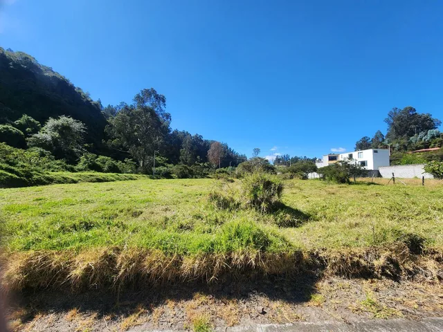 Vendo Bonito Terreno de 581 m Sector Cashapamba Urb. Prados del Rio Sangolqui — imagen 4