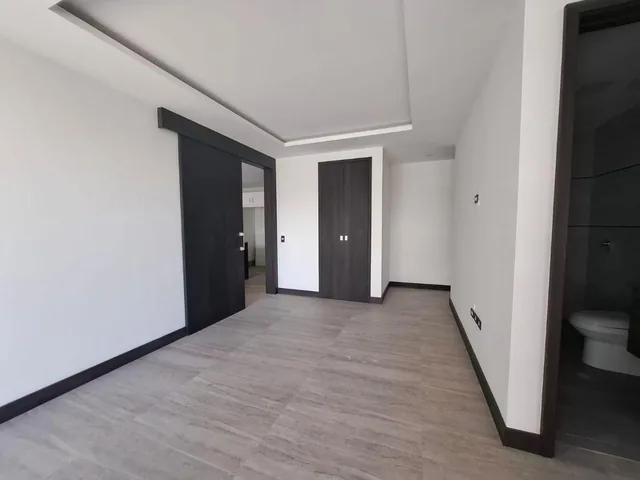 Departamento de 156 m², 3 Habitaciones en Venta Sector González Suárez — imagen 3