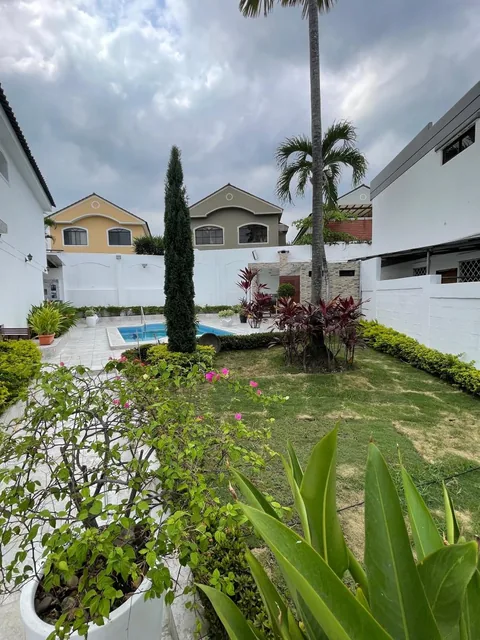 Casa de Venta Ceibos Norte, Hermosa y Remodelada, Guayas — imagen 4