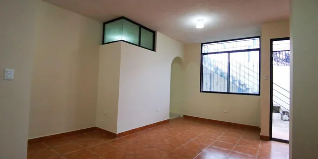 - Casa Independiente + Estudio en Venta | 109 m² | Sector Monserrate – Vía a Conocoto - — imagen 2