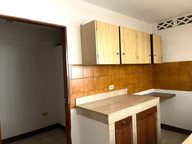 Lomas de Urdesa, Vendo Departamento Segundo Nivel. Sector Porton de Las Lomas. Guayas — imagen 4