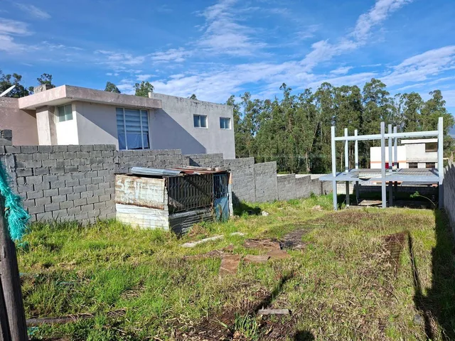 Terrenos Desde 300 m² con Servicios Completos y Biess | a 4 Minutos del Colibrí — imagen 3