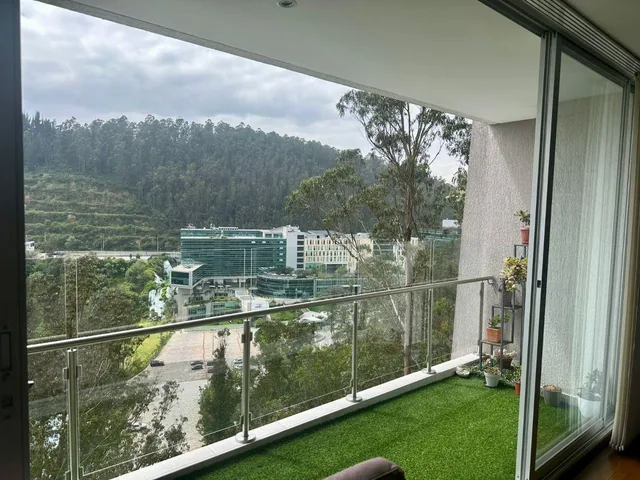 Venta Departamento con Terraza Vista en Lomas de Monteserrin — imagen 3