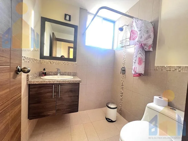 Casa en Venta en Tumbaco. Conjunto Privado Seguro y Bonito a Una Cuadra de La Ruta Viva — imagen 5