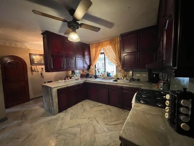 Se Vende Casa en Los Parques Sector Ceibos, Guayas — imagen 5