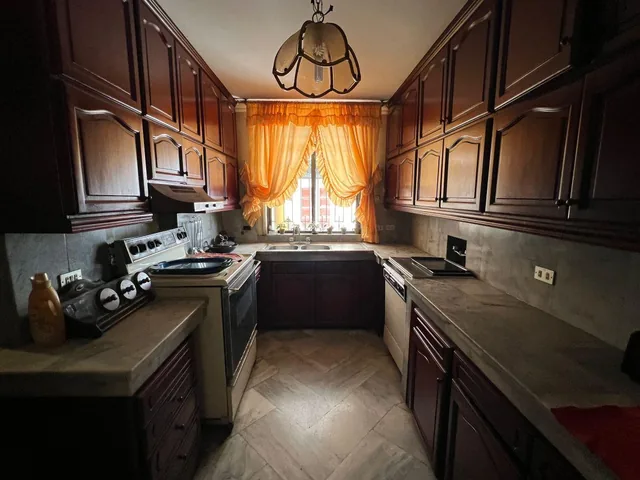 Se Vende Casa en Los Parques Sector Ceibos, Guayas — imagen 4