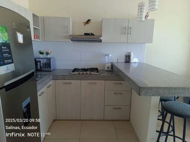 Vendo Departamento, Edificio Camboríu Suites, Salinas, Santa Elena — imagen 2